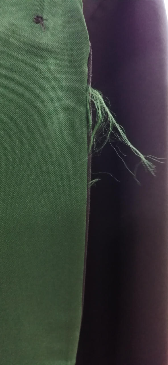 ほつれあります