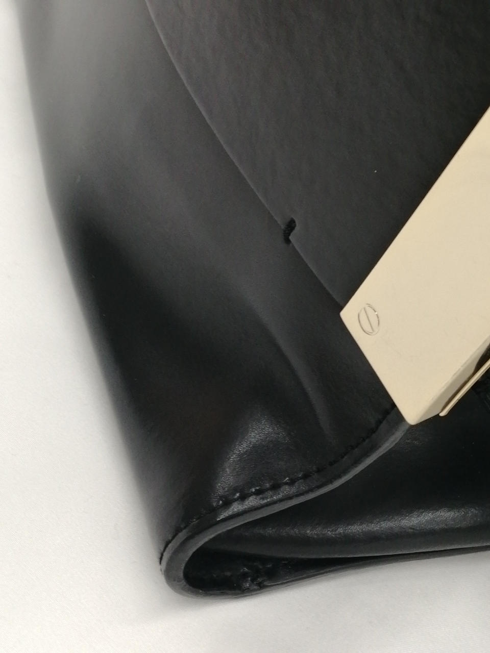 角部分にやや型崩れ有り