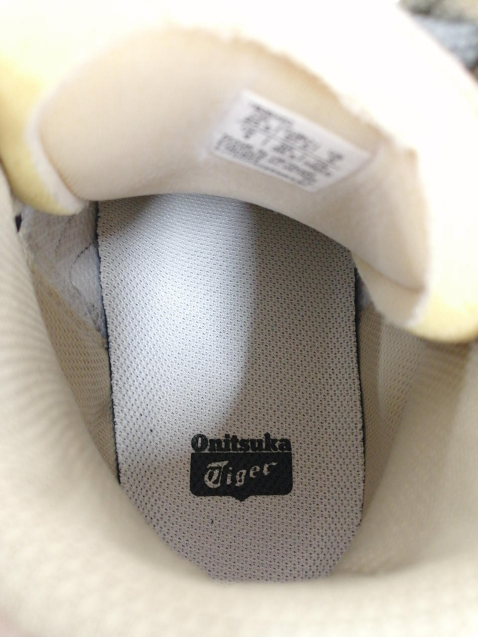 オニツカタイガー(ONITSUKA TIGER)|DENTIGRE LL|HARDOFFオフモール