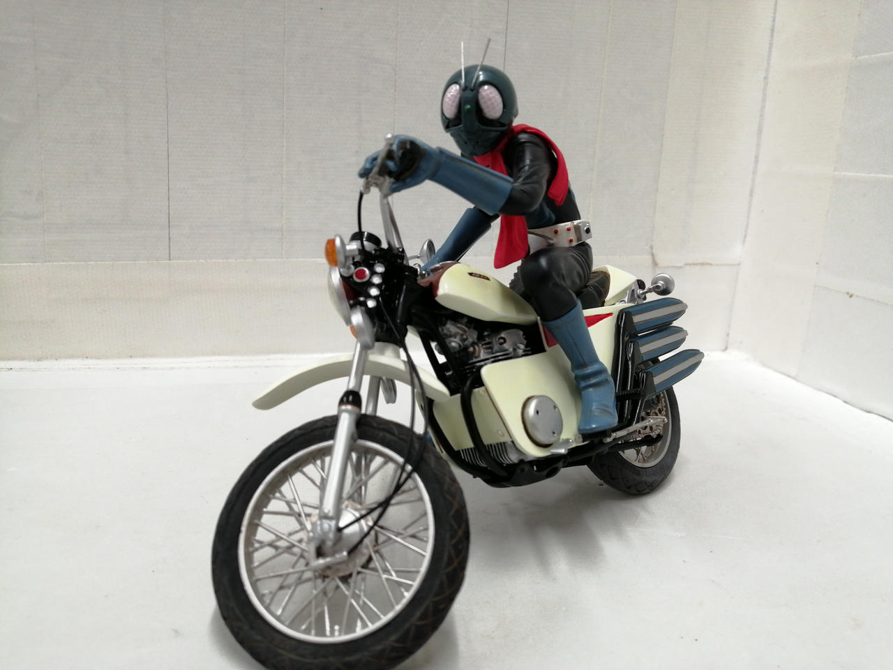 【美品　超希少】B-CLUB　仮面ライダー旧１号＆サイクロン　～オープニング版～ 楽天市場】【中古】B-CLUB 1/12 仮面ライダー旧1号＆サイクロン号