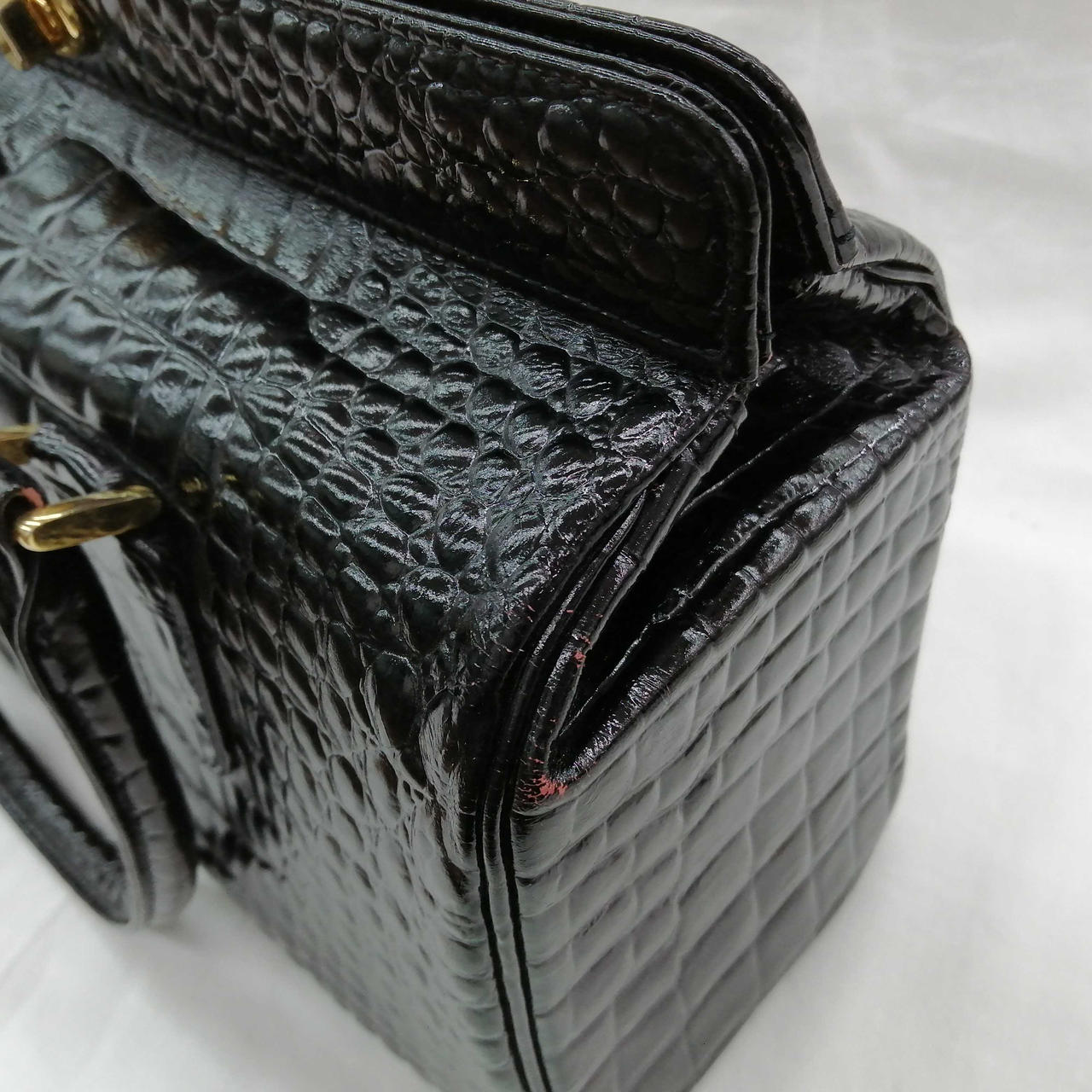 角　ダメージあり