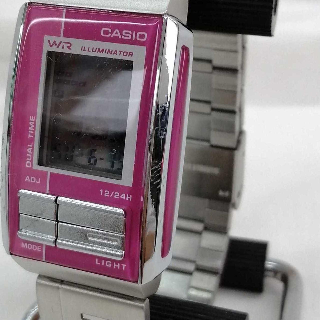 キズがあります。