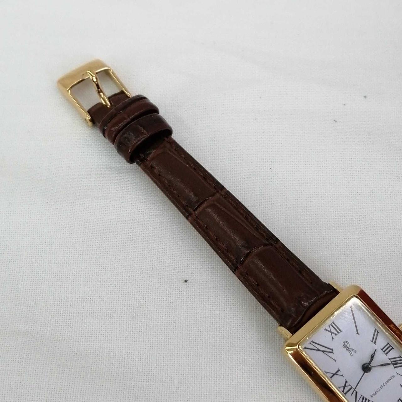 ベルトは純正品ではありません。