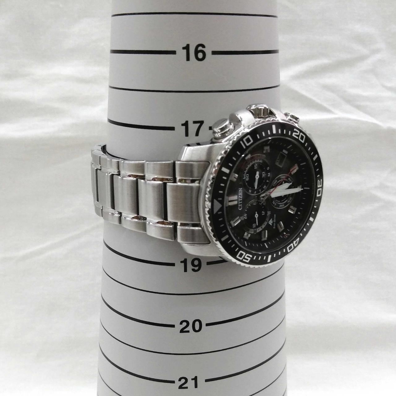 手首周り約18cm