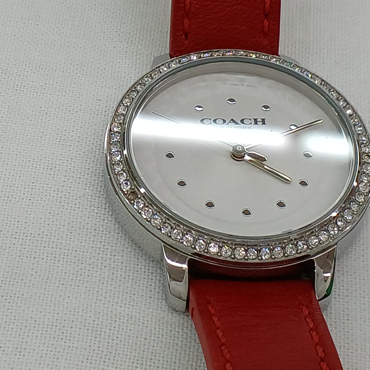 石一つ欠品しています