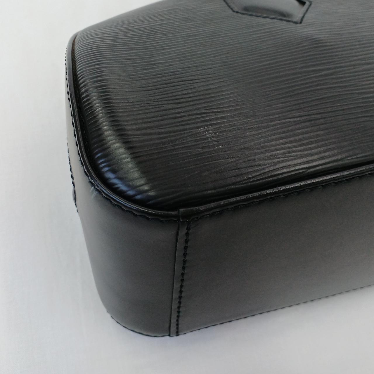 少々汚れがあります