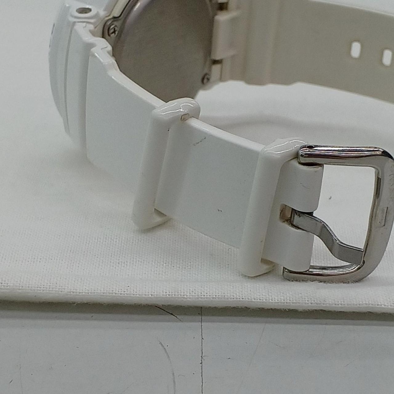 キズがあります。