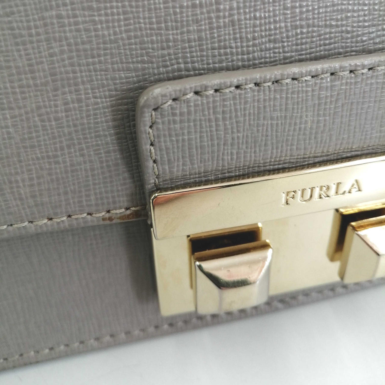 金具横若干汚れあり