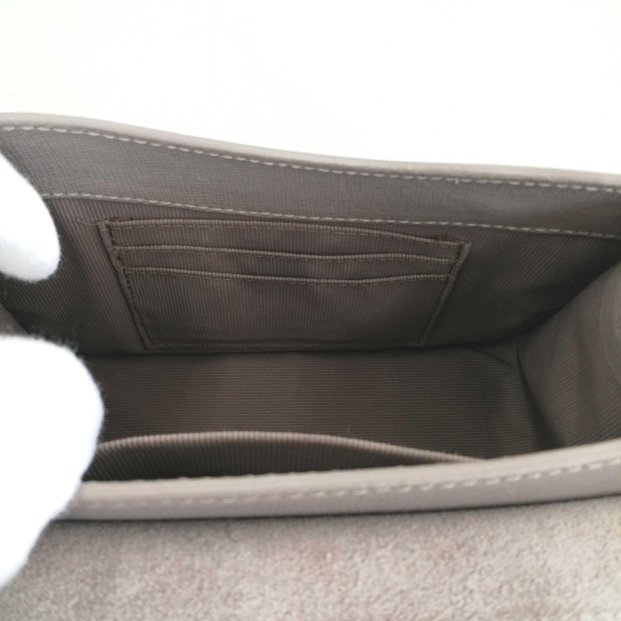 カード入れあり