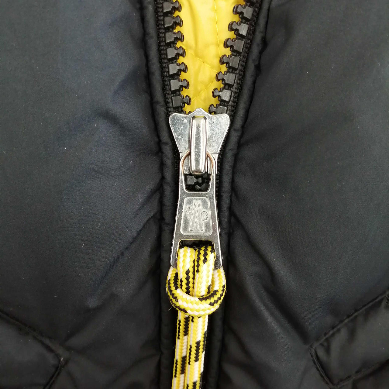 スライサー上変色あり