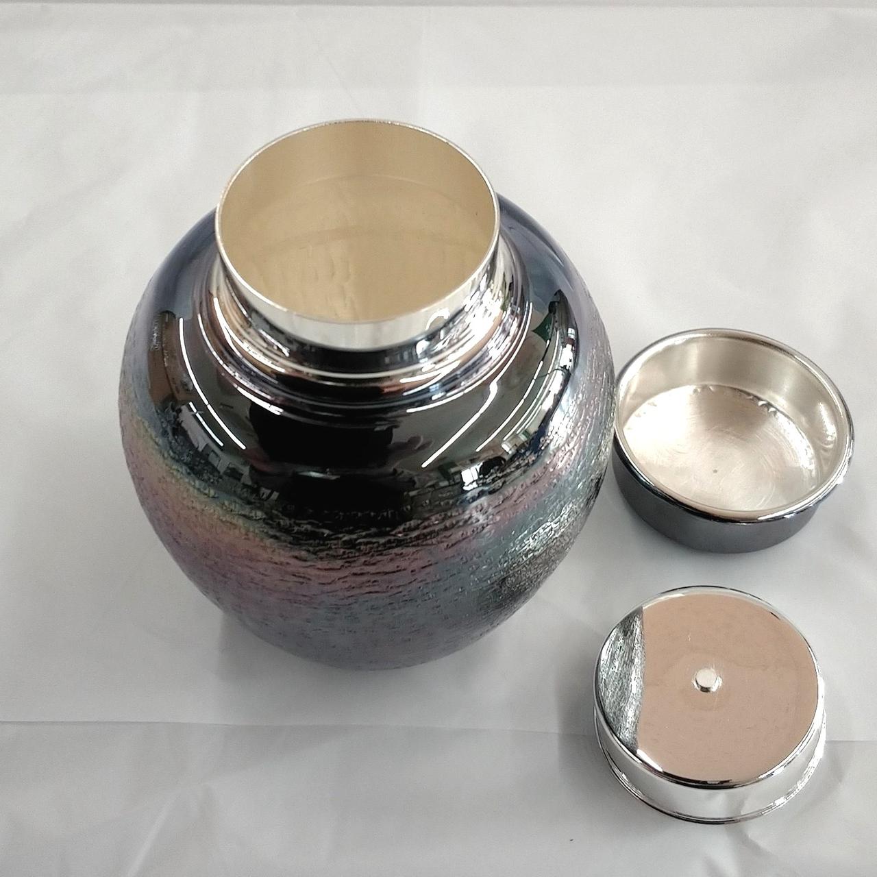 銀川堂 いぶし銀 壺型茶入れと建水 黄銅製 銀川堂 いぶし銀 壺型茶入れと建水 黄銅製