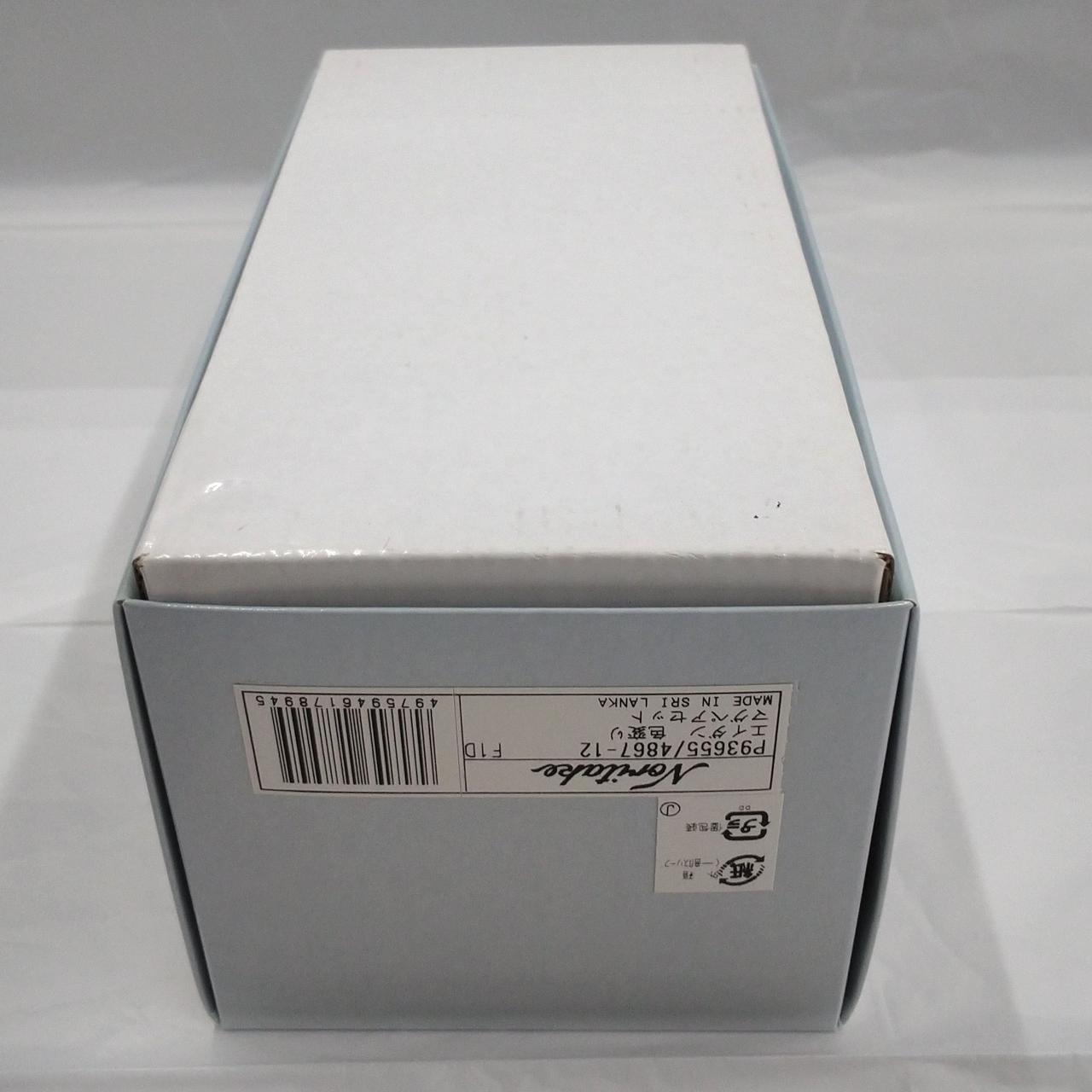 箱少々汚れ、変色有り。