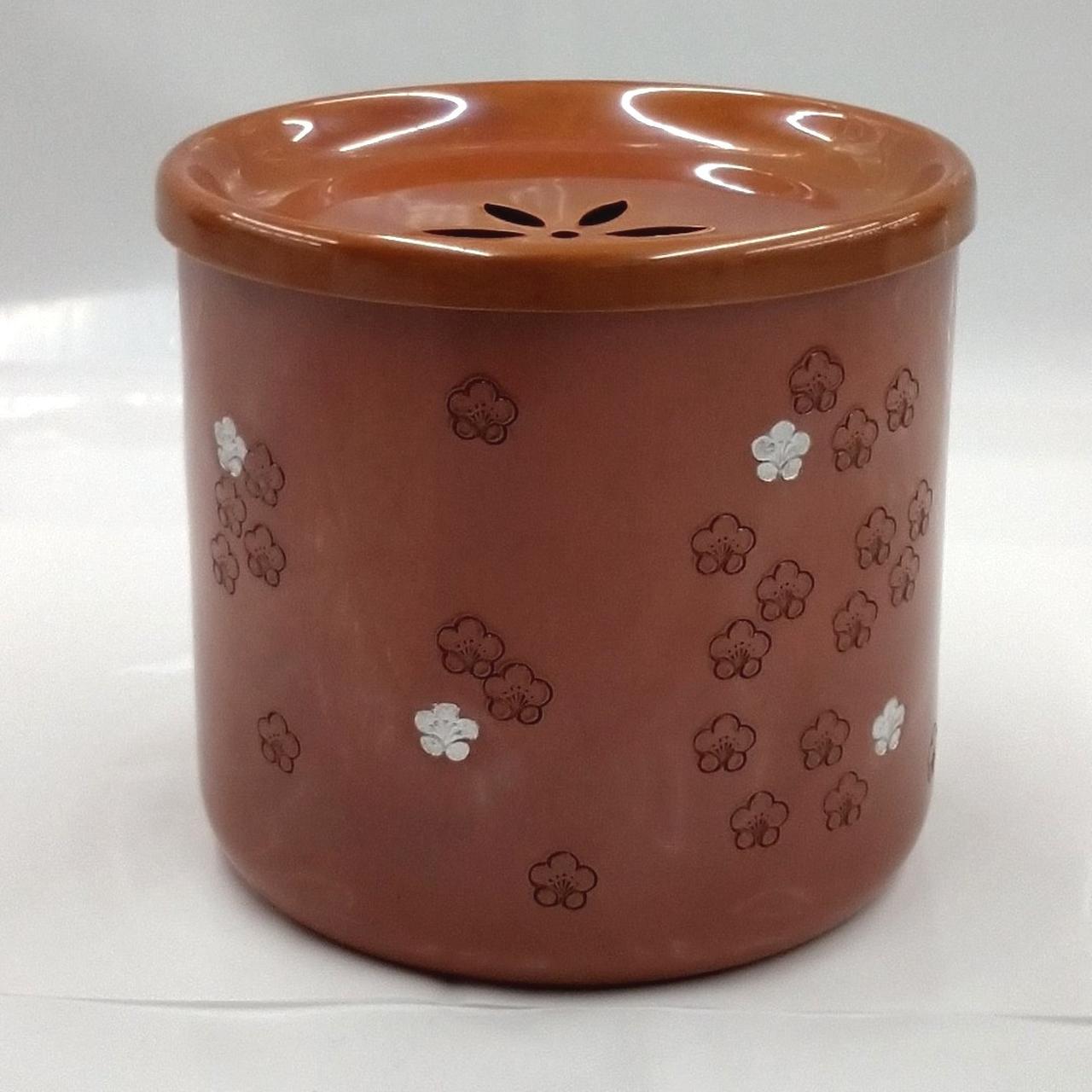 直径約9.8×高さ8.9cm