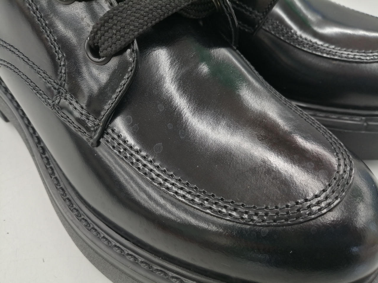 水滴のシミあり