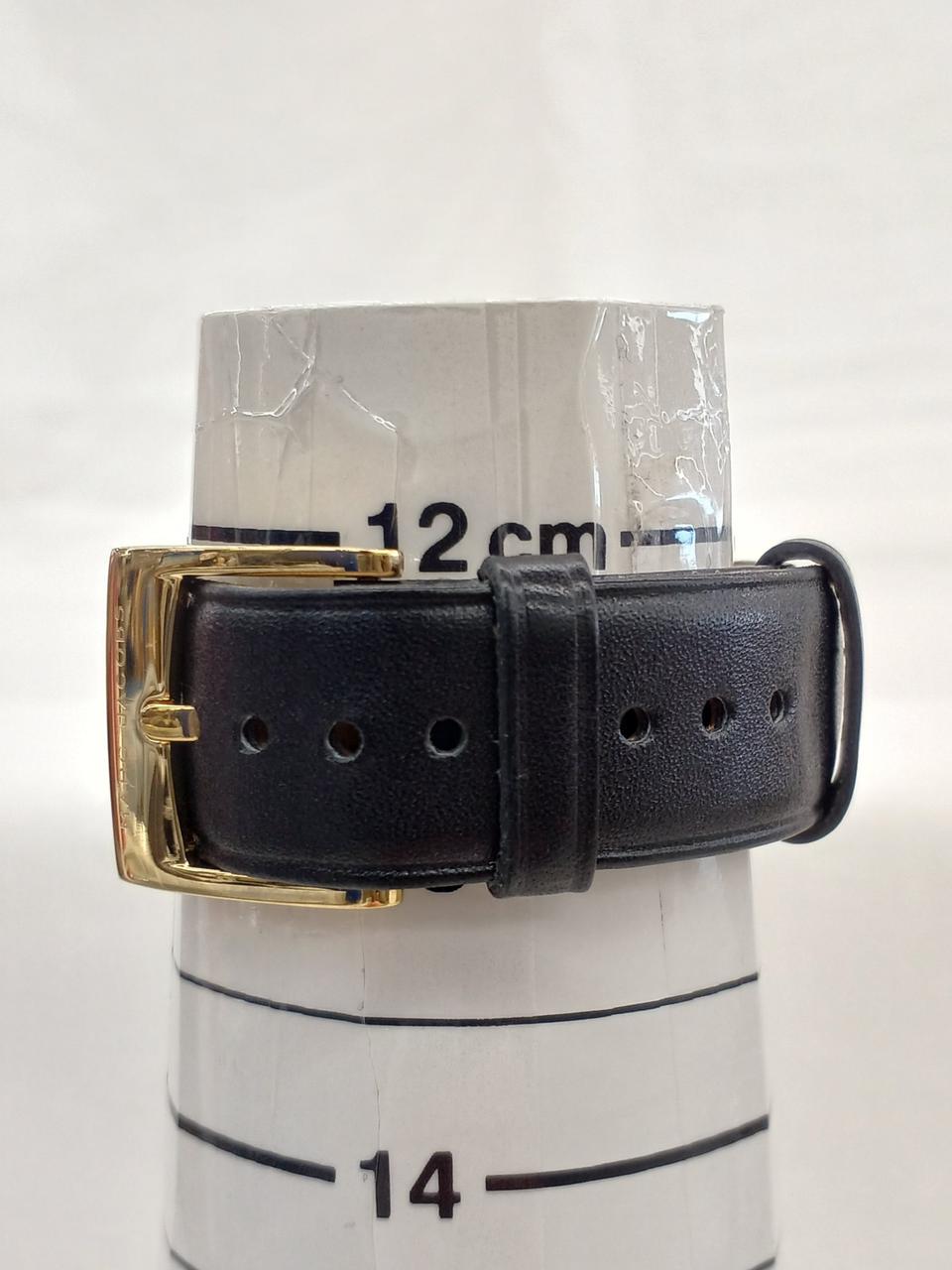 腕回り約13.5~17.5cm