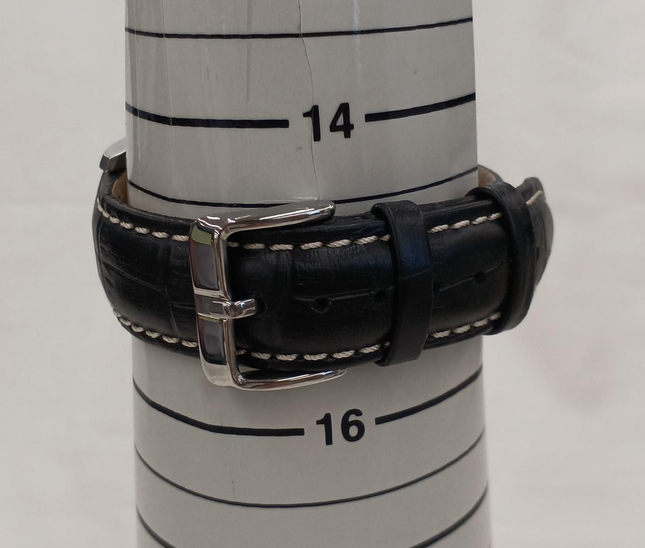 腕回り約15cm ~19cm