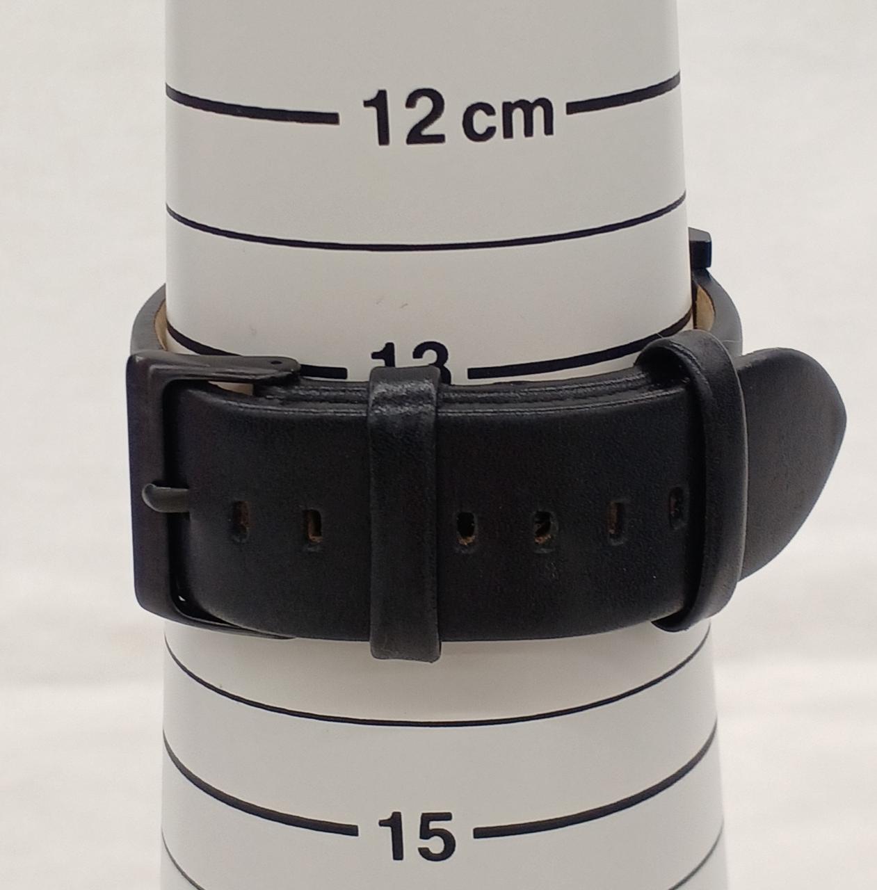 腕回り最小13.5cm