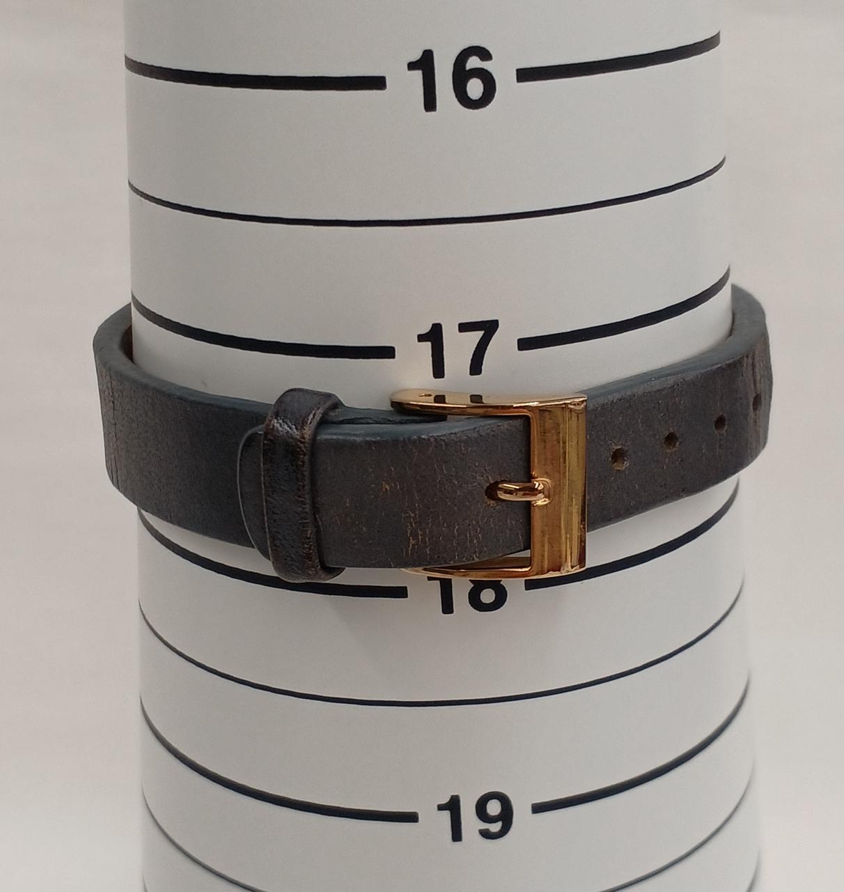 腕回り最大約17.5cm