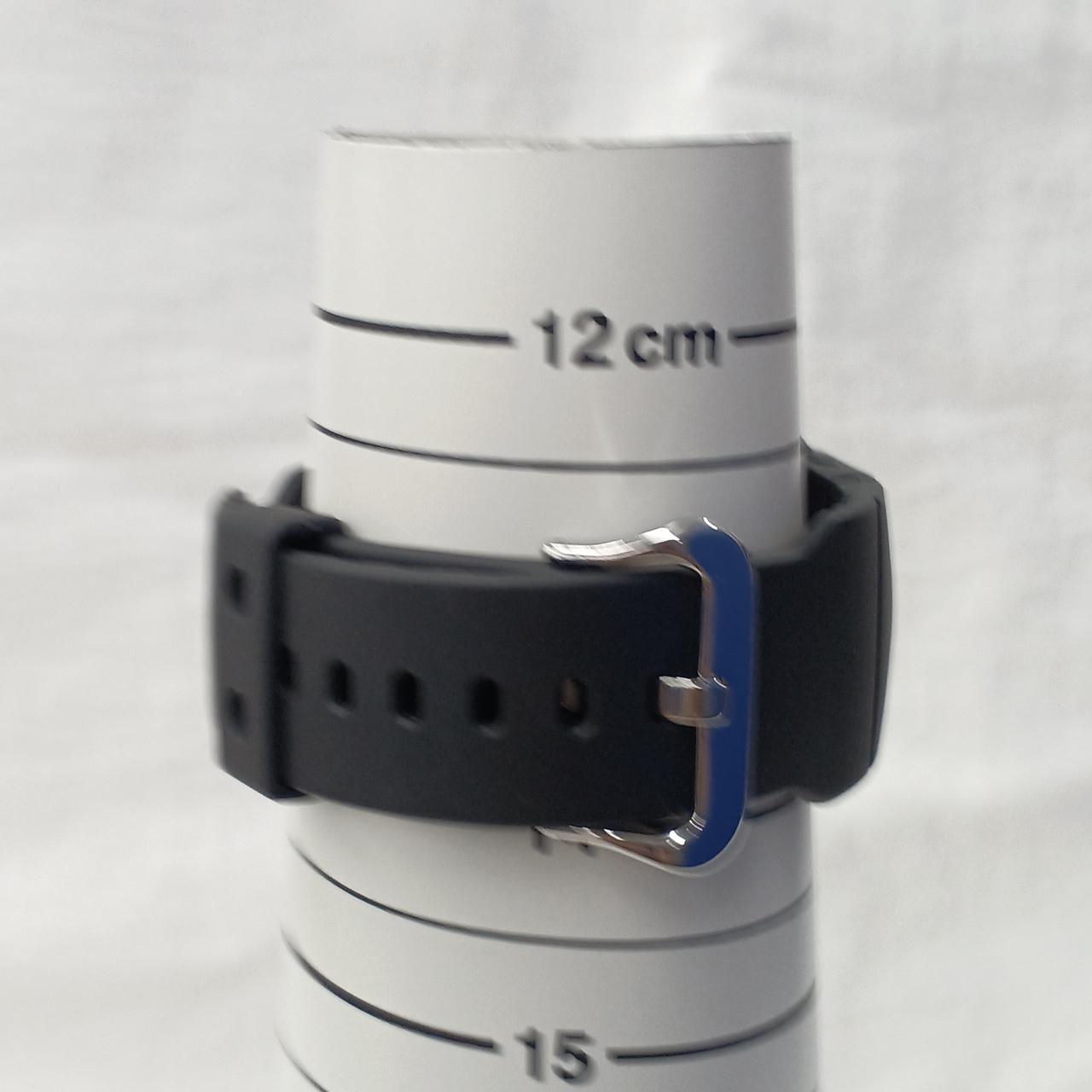 腕回り約13.5cm~22cm