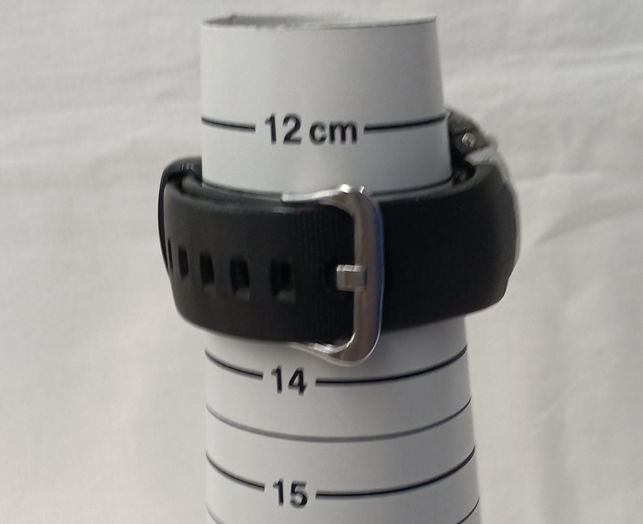 腕回り約13cm~21cm