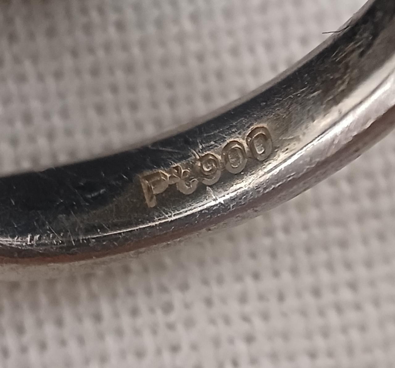 Pt900 刻印有り
