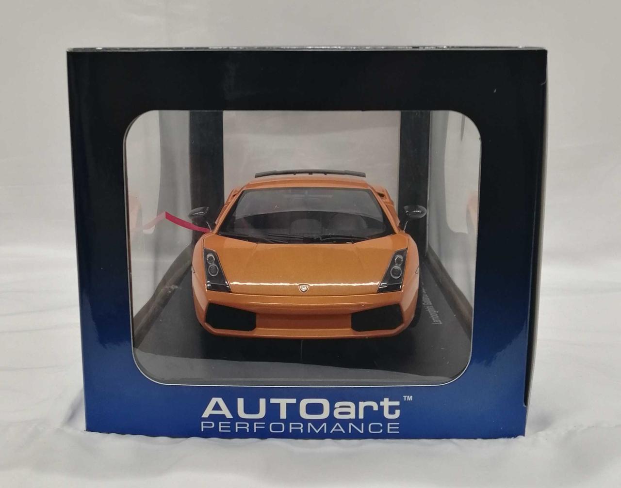 オートアート製　1/18　ランボルギーニ ガヤルド スーパーレジェーラ(中古品) オートアート|1/18ランボルギーニガヤルド スーパーレジェーラ