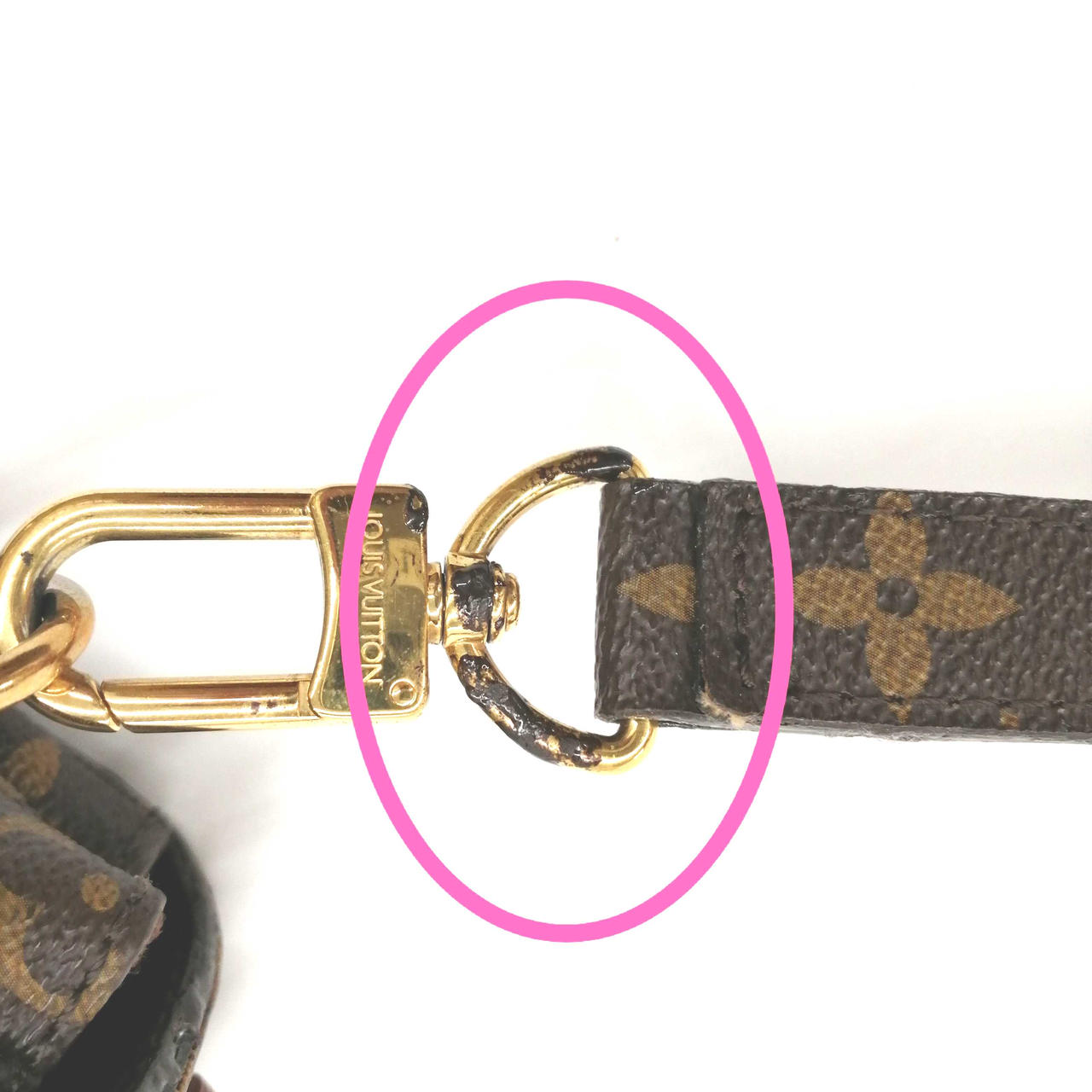 劣化したコーティング剤付着してます