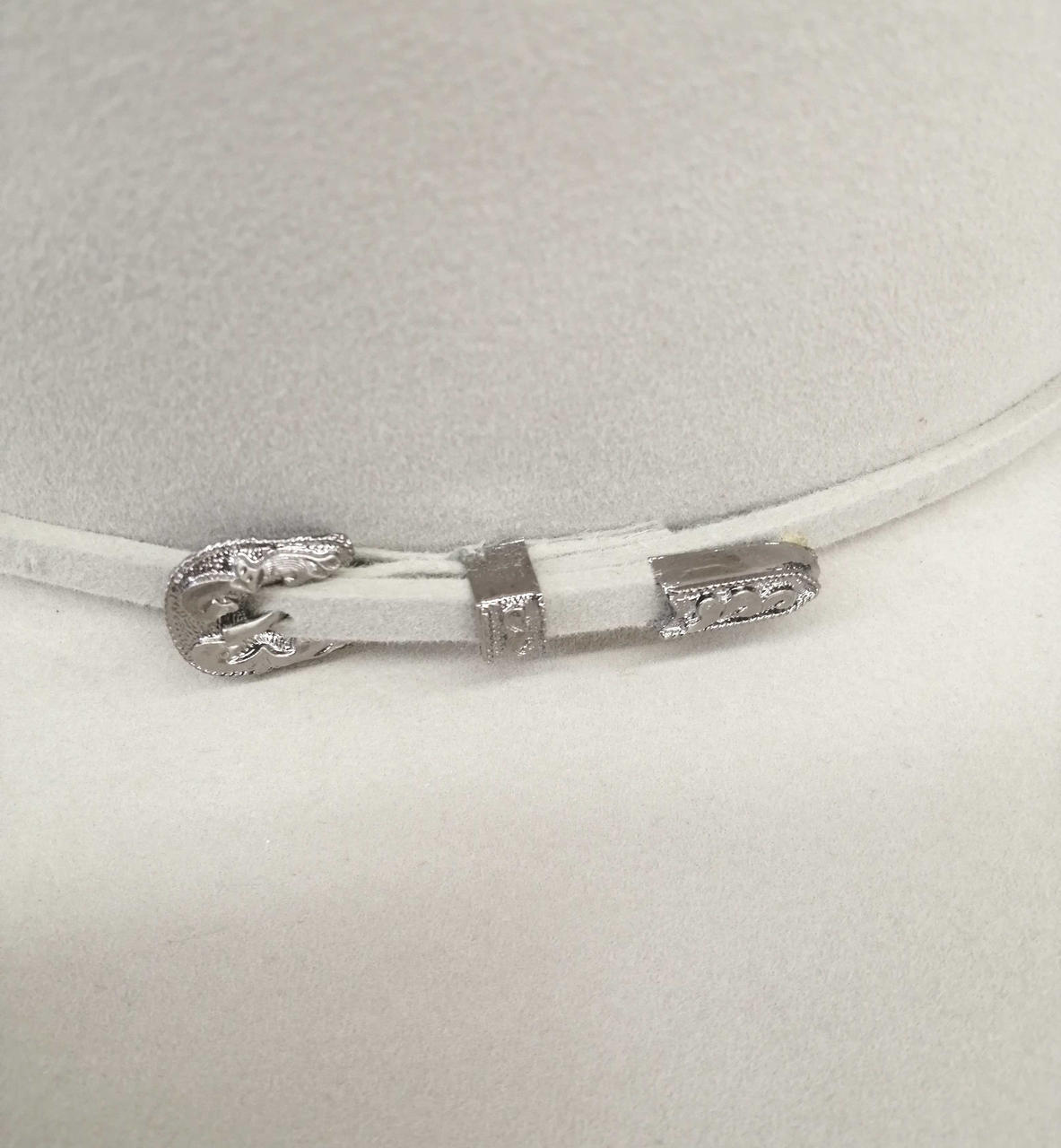 金具がカッコイイです！