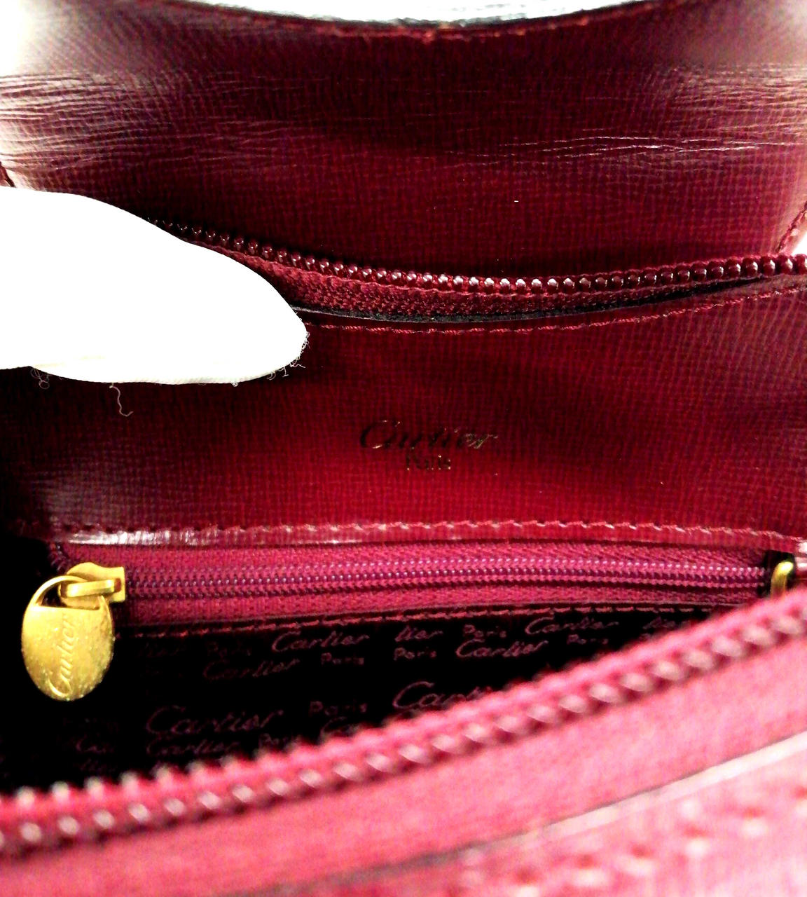 スライサー金具とブランドロゴです