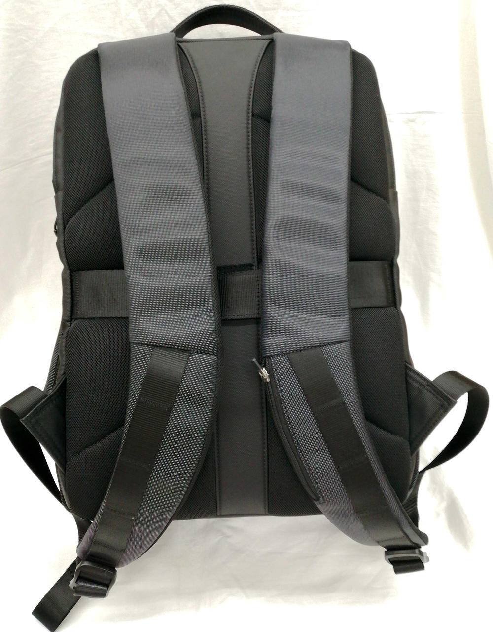 ショルダー最長約75cm
