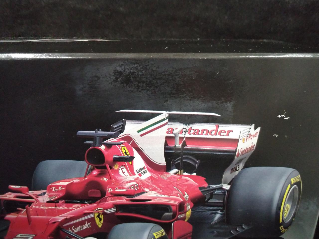 タミヤ(TAMIYA)|1/20 フェラーリ SF70H ディスプレイモデル