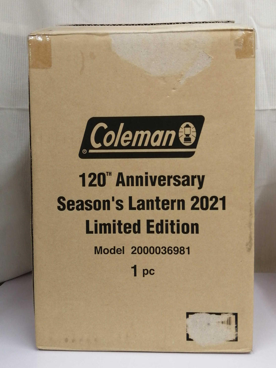 輸送箱に梱包材を巻いての発送になります。