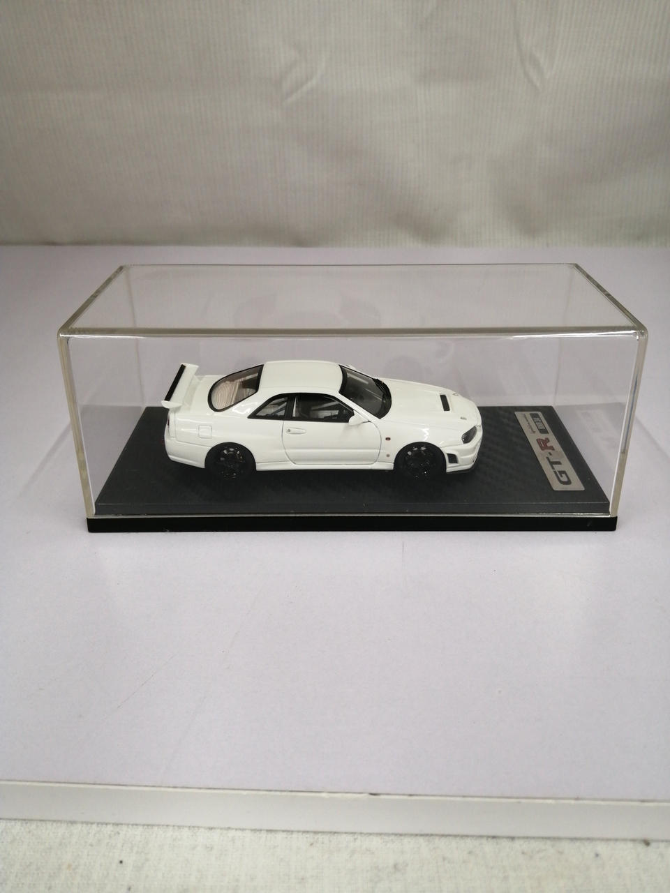 イグニッションモデル　R34 GT-R 1999 スーパーホワイト イグニッションモデルR34 GT-R 1999 スーパーホワイト