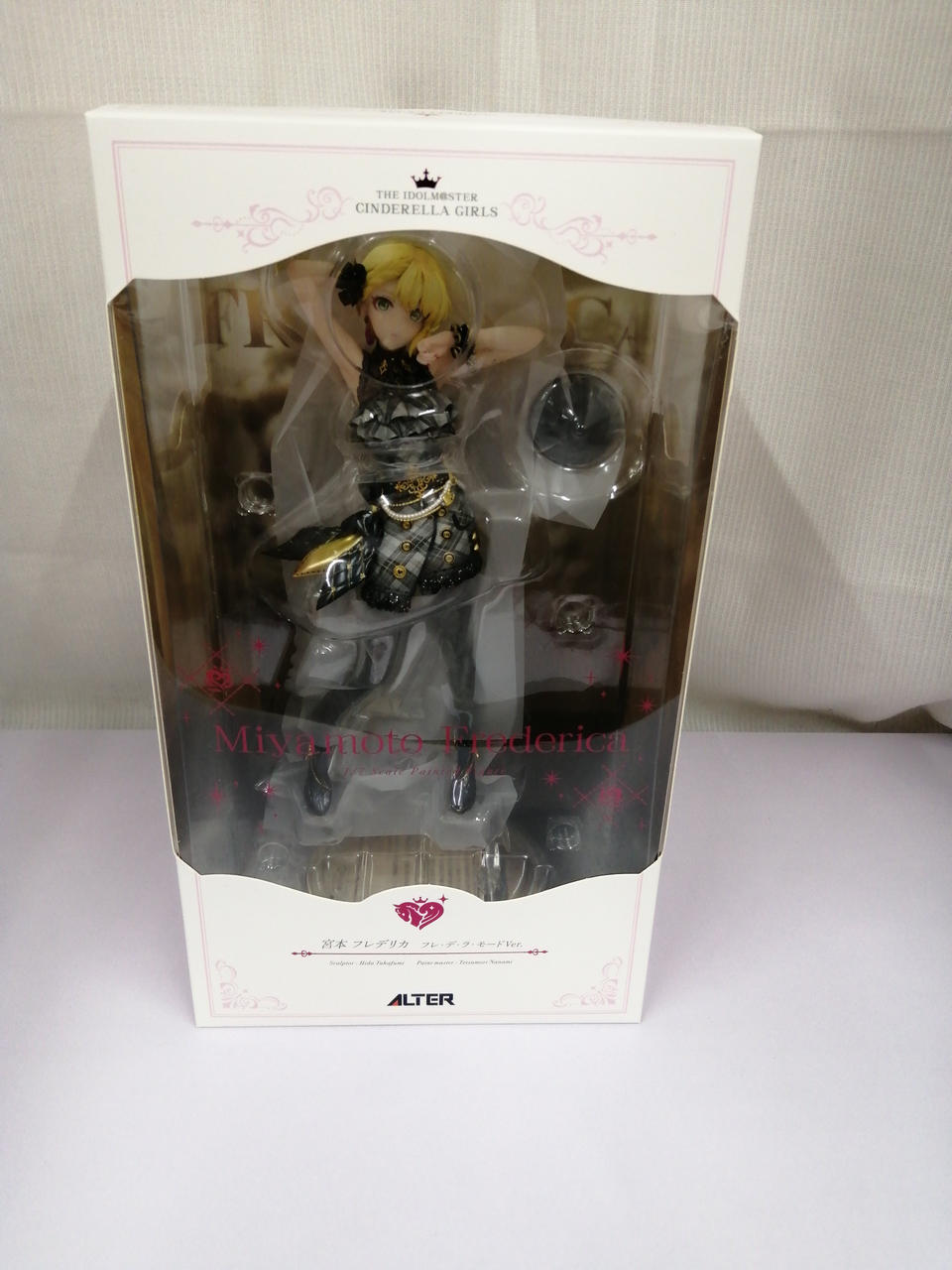 宮本フレデリカ