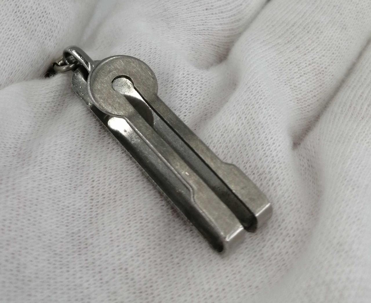 金具部分細かなキズあり