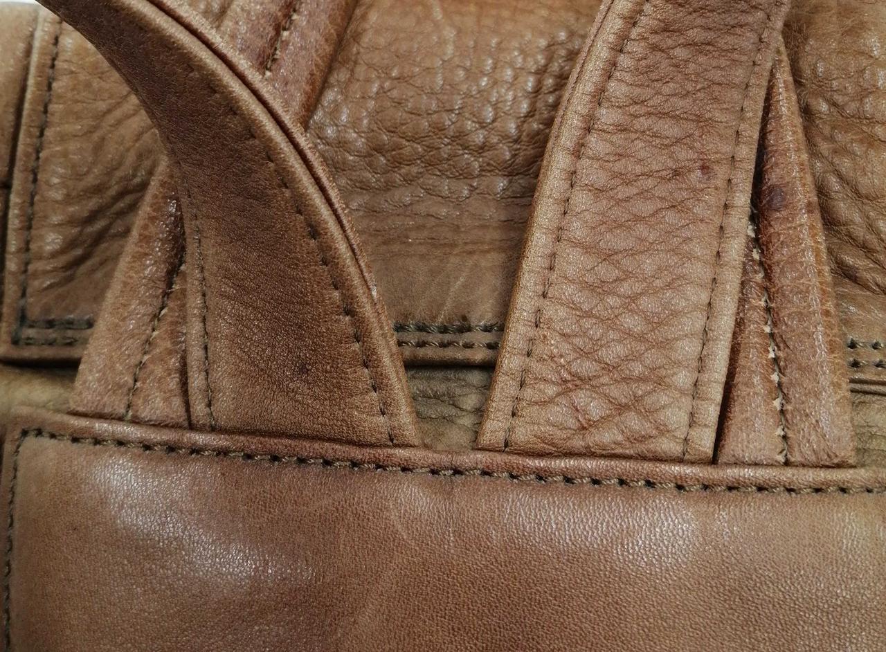 ショルダー付け根割れ無く綺麗です