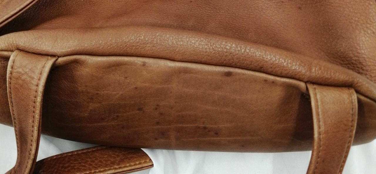 ショルダー付け根割れ無く綺麗です