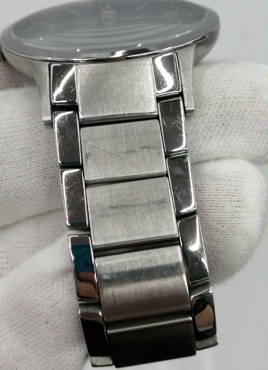 ベルト部分キズあり