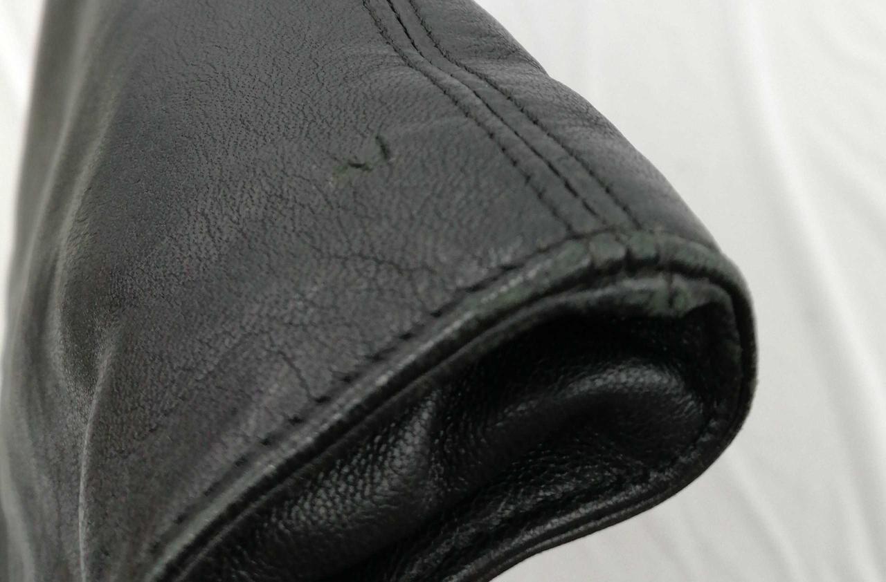 底側角擦れ、キズあり