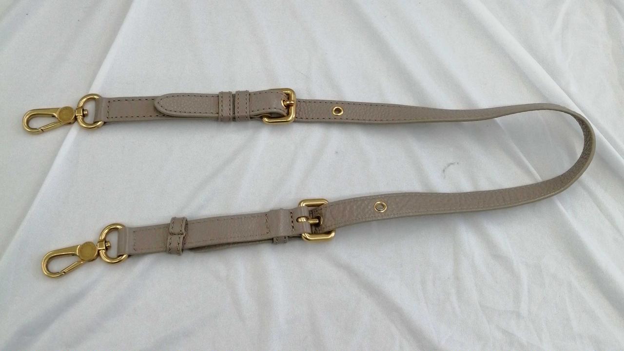 ショルダーつき