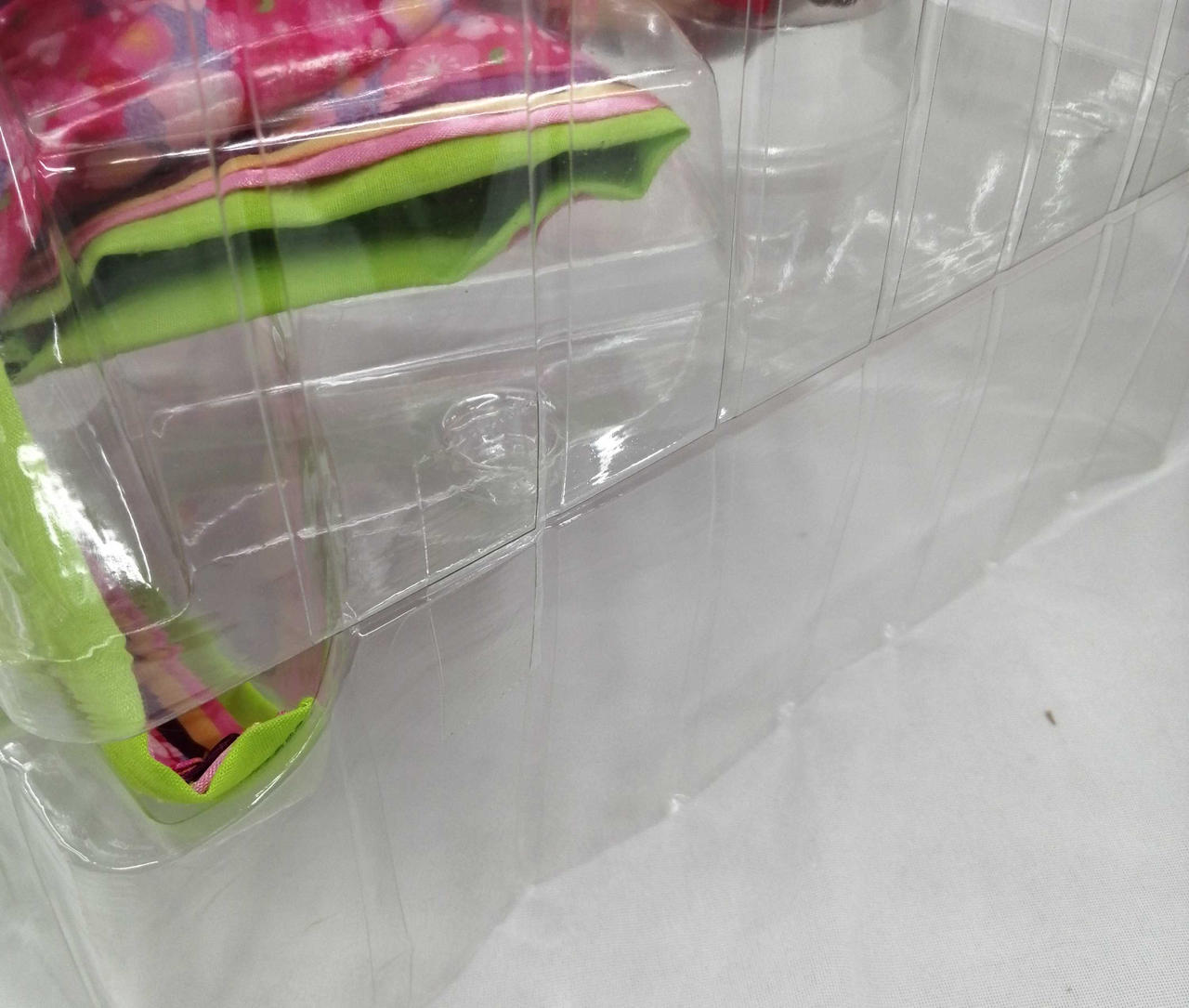 プラスチックケーステープあり