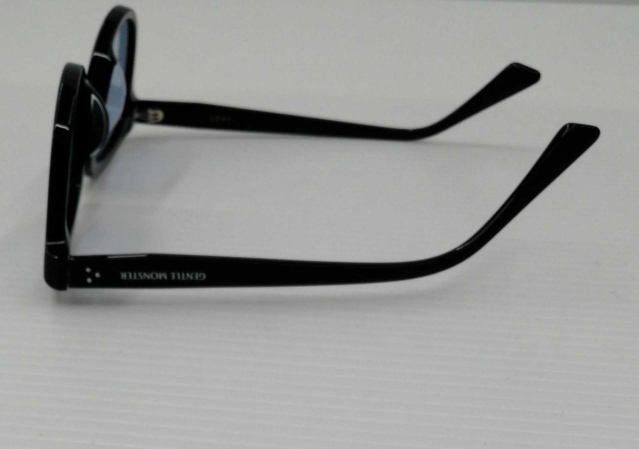 フレーム若干の歪みあり