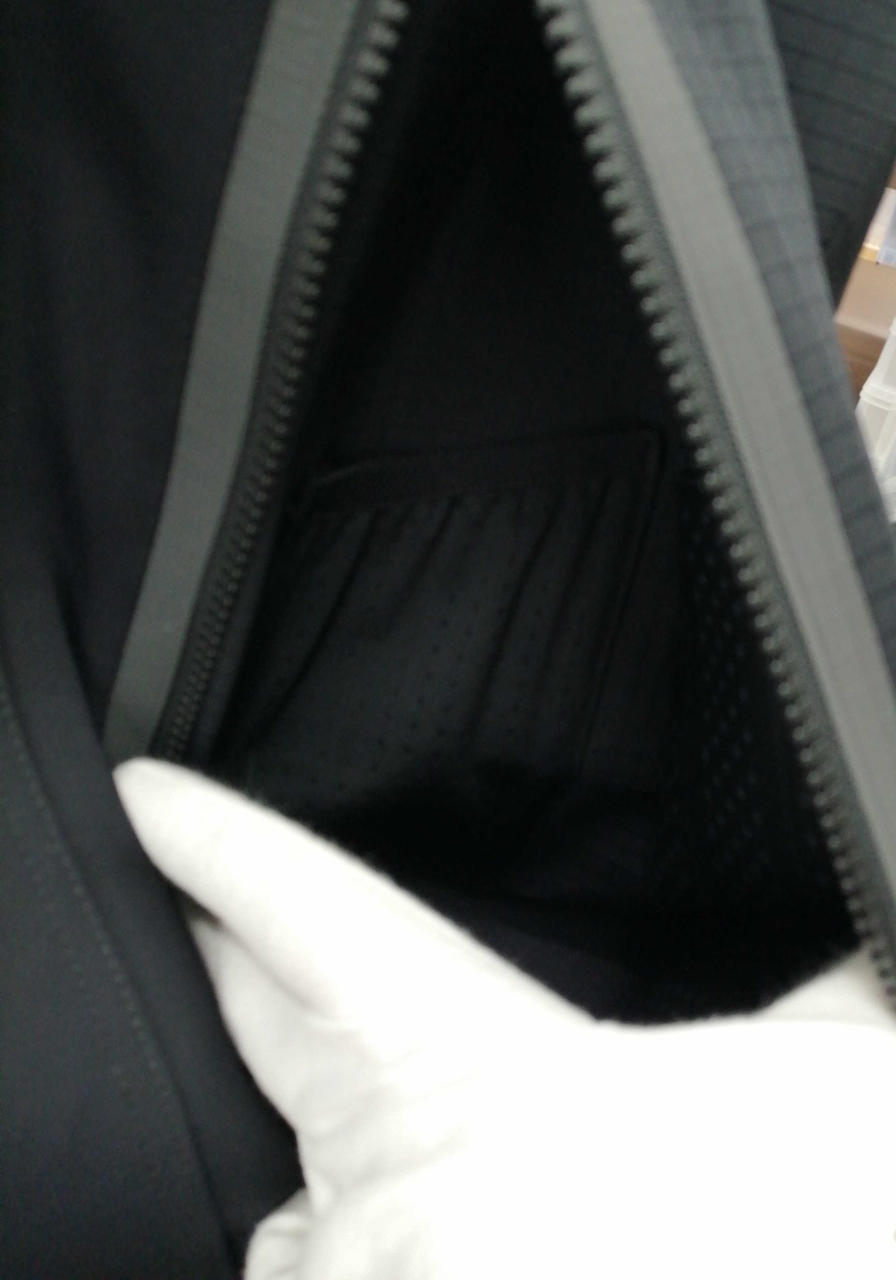 胸ポケット部分中綺麗です