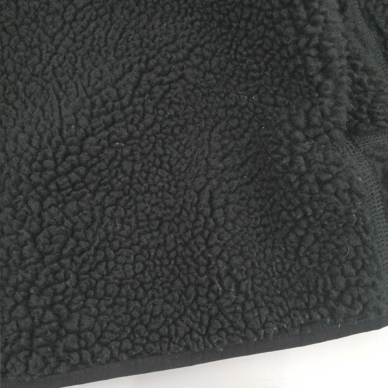 後側裾部分使用感あり