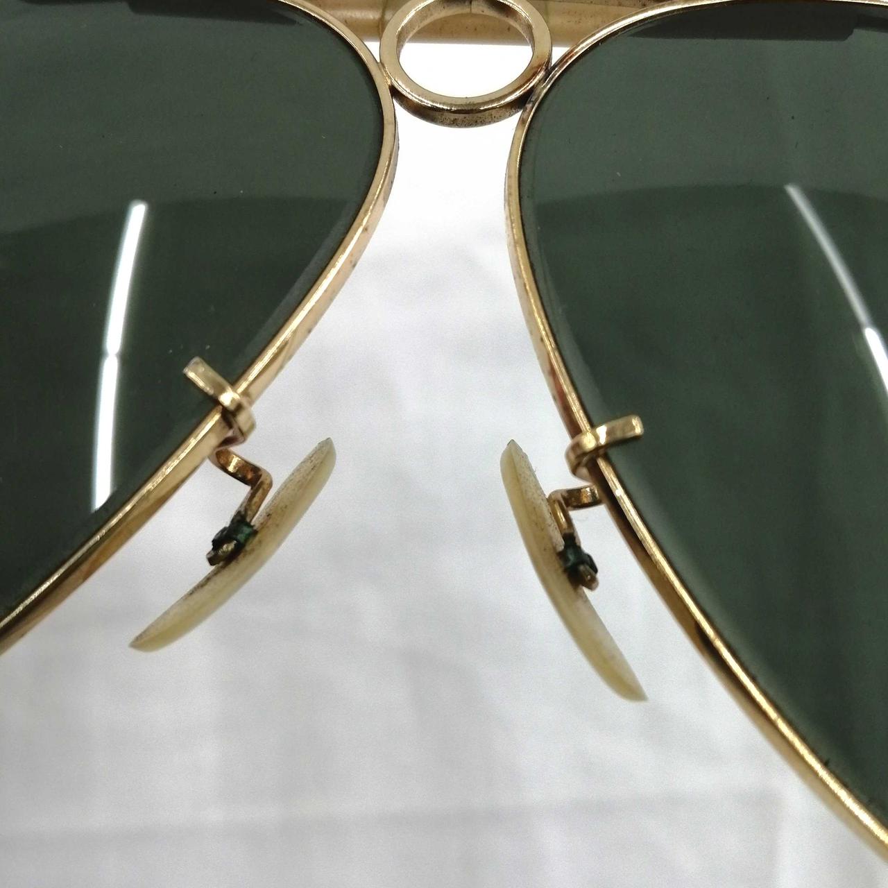 金具部分、サビ、汚れあり