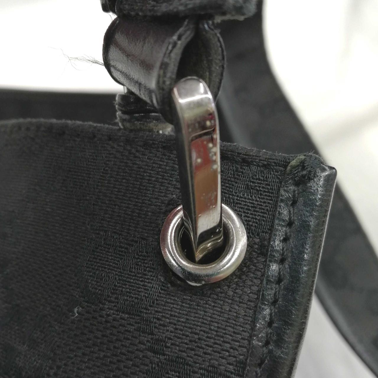 金具部分汚れあり