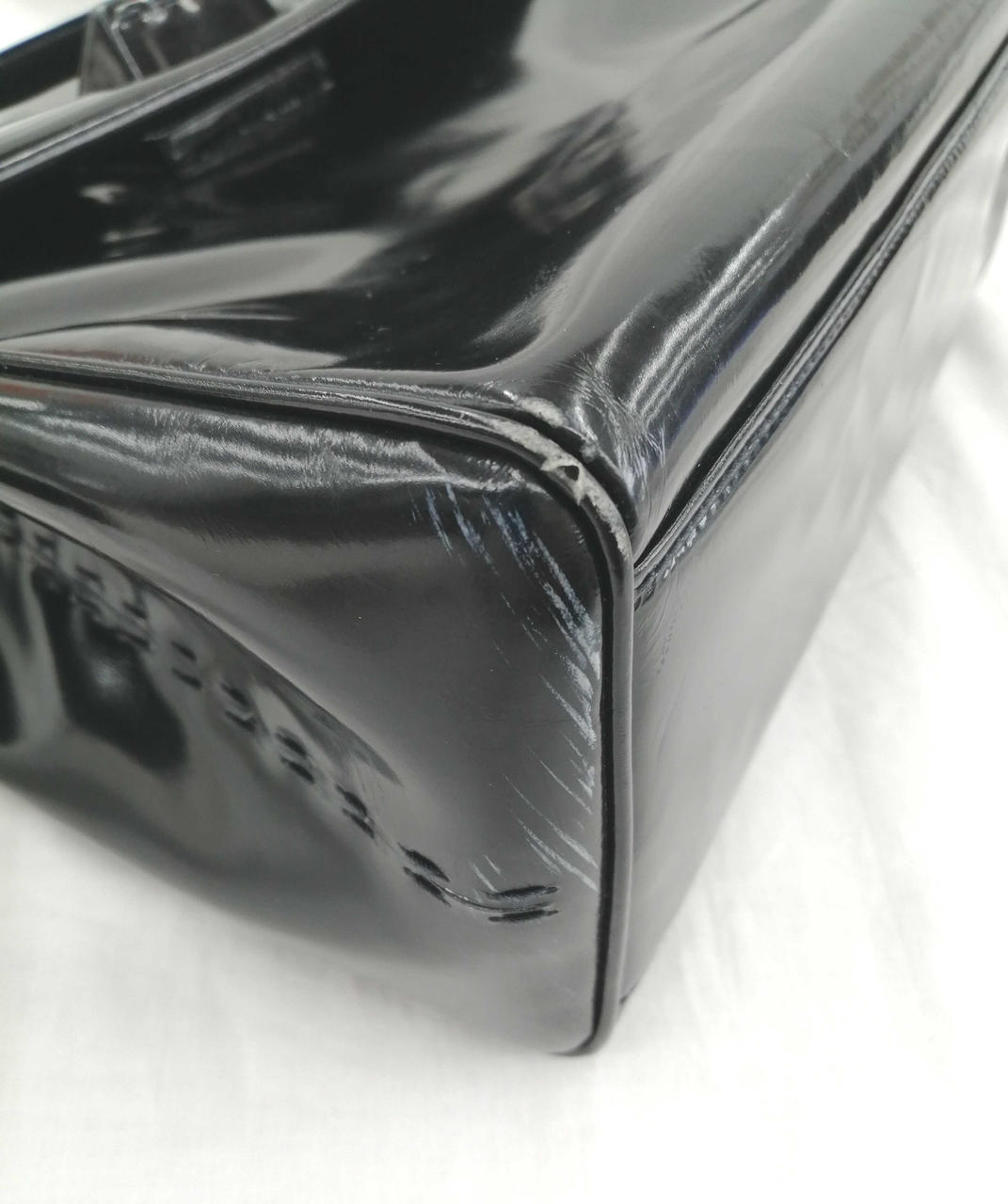 擦れ、傷あり