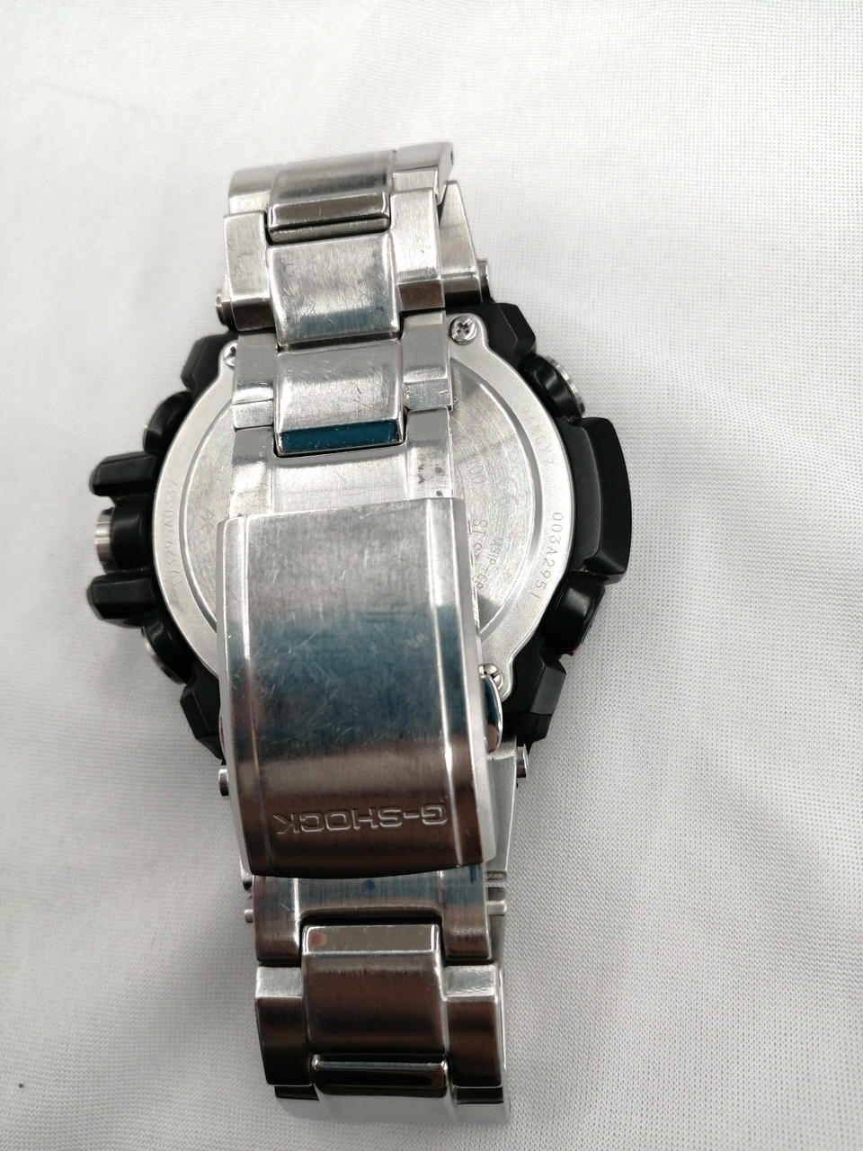 ベルト部分細かなキズあり