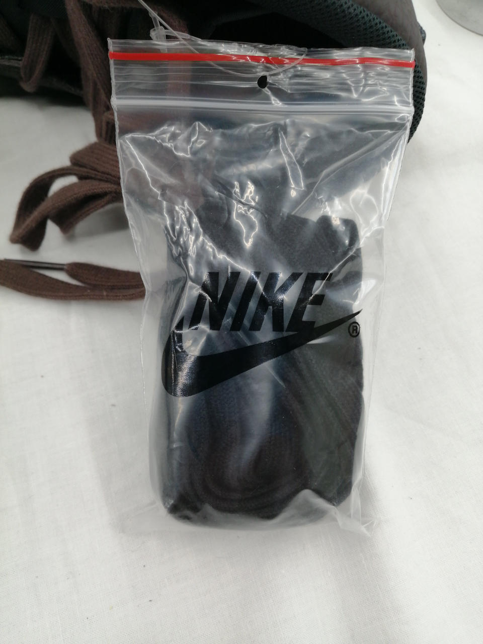 靴紐付属
