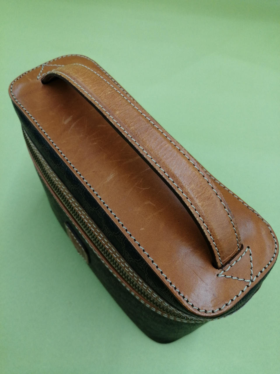 ハンドル含め、キズ等あり